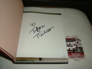 Tiffani Thiessen Signed HB Book Pull Up A Chair Cookbook JSA Saved By The Bell - Picture 1 of 10