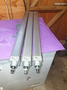 FESTO DNC-40-450-PPV-A IDENTIT 163336 VENDEDOR REACONDICIONADO PRODUCTO USADO STOCK - Imagen 1 de 8