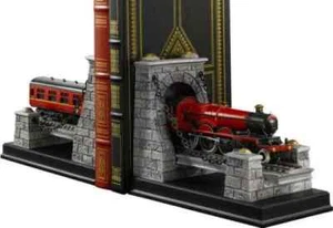 Neu Harry Potter Hogwarts Express Buchstützen Set Noble Collection - Bild 1 von 2