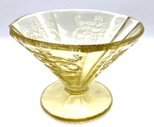 1930er Vintage Bernstein Gelb Madrid Depression Glas Dessert Sherbet Tasse - Bild 1 von 12