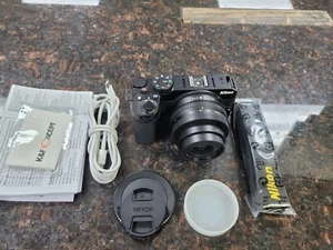 Nikon Z 30 20.9MP Spiegellose Kamera (NIKKOR Z DX 16-50mm f/3.5-6.3 VR) - Bild 1 von 3