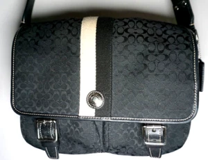 Coach Crossbody Voyager Messenger Bag Purse Small Black Authentic - Picture 1 of 10