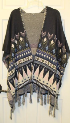 Cárdigan Charlotte Russe Borlas Grande Envolvente Poncho Suéter Muy Suave Azul Rosa Foto 1 de 4
