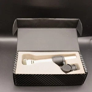 AKG D125 Vintage Mikrofon Neuwertig inkl. OVP & Halterung - Bild 1 von 4