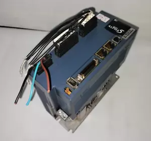 Amplificador de servoaccionamiento Fuji Faldic Alpha5 RYT751D5-VV2 RYT751D5V2 hecho en Japón - Imagen 1 de 8