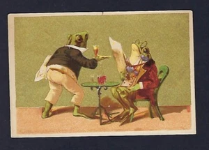 Stock Trade Card anni 1890, rane fantasy vestite da padrone/servo, vino da bere - Foto 1 di 2