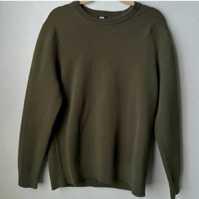Suéter Uniqlo Para Hombre Lavable Elastizado Cuello Redondo Manga Larga Oliva Talla XL USADO EN EXCELENTE ESTADO Foto 1 de 4