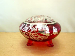 JARRÓN DE COLECCIÓN VIKINGO DE VIDRIO ROJO FLOWERLITE 3 PATAS CON SUPERPOSICIÓN DE PLATA Y RANA FLOR - Imagen 1 de 8