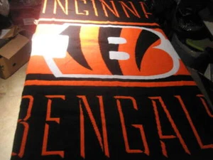 Cincinnati Bengals Football Woven blanket w/ fringe (58" x 46") EUC - Picture 1 of 6