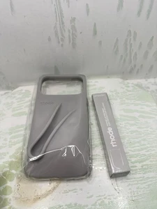 Rhode Skin Lip Case With Peptide Lip Treatment Shea Butter iPhone 17 Pro Max New - Picture 1 of 7