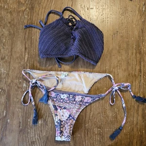 Spell And The Gypsy Crochet Bikini Top Xhiliration Cheeky Bottoms Medium Purple. - Imagen 1 de 8