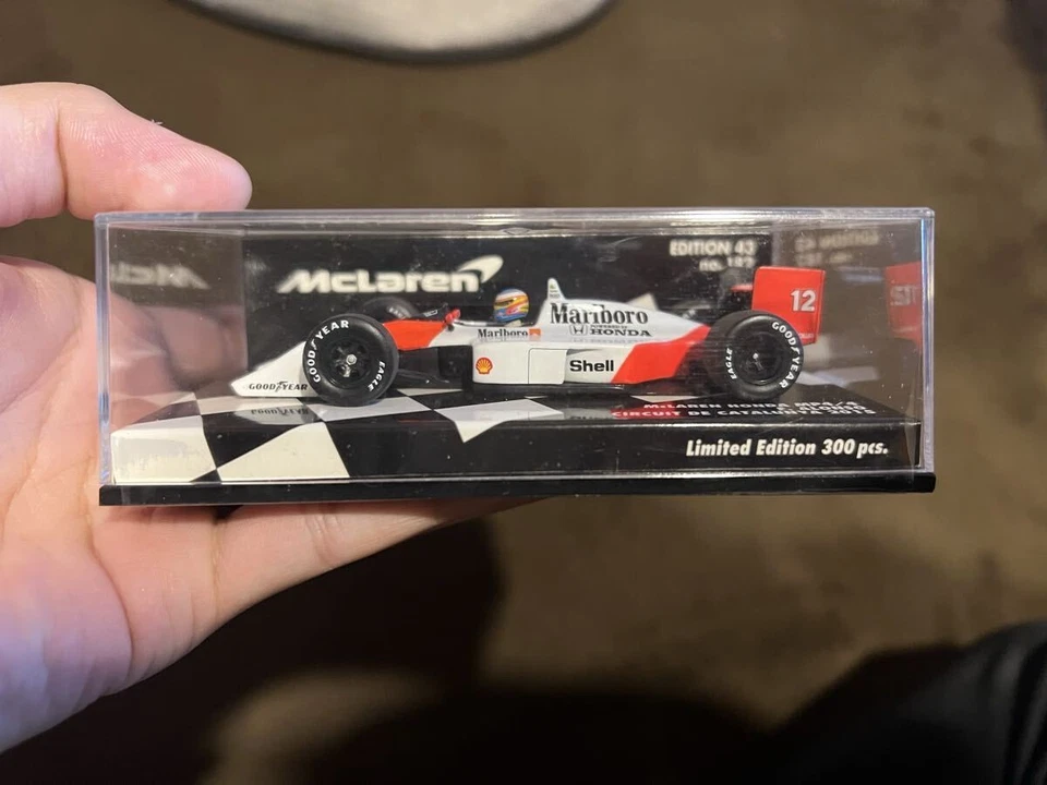 Minichamps 1/43 McLaren Honda MP4/4 2015 TAG Heuer modelo 30 aniversario Foto 1 de 4