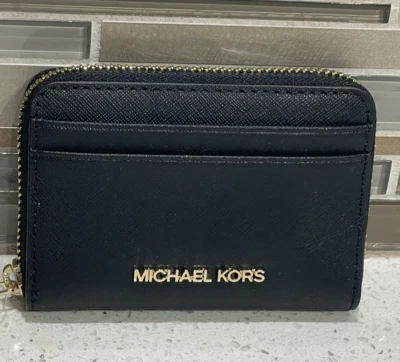 MICHAEL KORS JET SET VIAGEM ZÍPER MÉDIO EM TORNO DE CARTÃO ESTOJO CARTEIRA MK COURO PRETO - Imagem 1 de 4