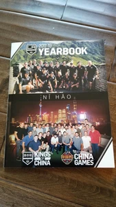 2017-18 LOS ANGELES KINGS YEARBOOK CHINA KOPITAR QUICK DOUGHTY CARTER TOFFOLI  - Picture 1 of 1