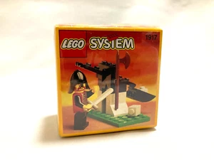 LEGO Castle 1917 King's Catapult Original Vintage MISB!! - Picture 1 of 6
