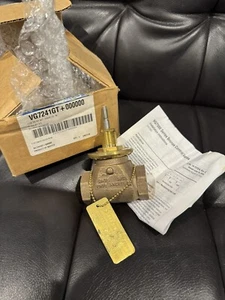 JOHNSON CONTROLS VG7241GT+000000 / VG7241GT000000 - Picture 1 of 10