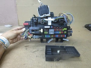 10 11 12 Ford Taurus Interior Cabin Fuse Box Relay Block Panel ag1t14b476cc RL - Picture 1 of 10