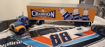 Mack B 61 T - 1956 - camions American Bougie Champions  1/43 Altaya - Photo 1/4