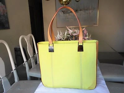 Bolso de Mano de Hombro ICEBERG Beige Cuero/Tela Verde - Hecho en Italia Foto 1 de 4