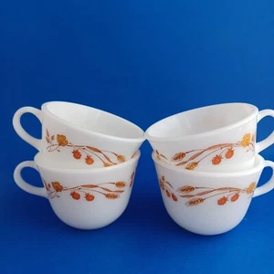 4 Corning Pyrex HARVEST HOME Pattern Milk Glass Coffee Cups Vtg Wheat Raspberry - Picture 1 of 5