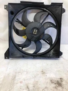 2001 - 2005 HYUNDAI XG350 Sedan Radiator Cooling Fan Assembly Left Side LH G - Picture 1 of 12