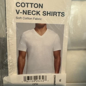 GAP V-Neck T-Shirts Mens X-Large Cotton 3 Pack Soft Fabric Undershirt NWT - Bild 1 von 5