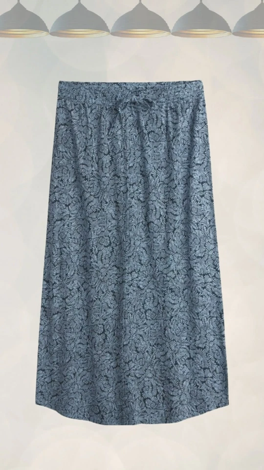 Ex HUSH Women’s Jersey Midi Skirt in Ridley Tropical Bloom - Image 1 of 3