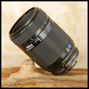 Sought after Nikon AF 70 210mm D Zoom lens  FREE FILTER - See Desc Auto Focus - Picture 1 of 1