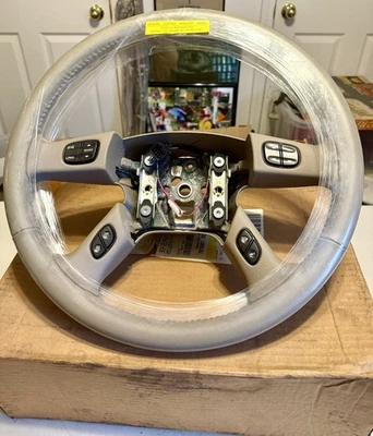 NOS OEM GM 03-06 Chevrolet Silverado Tahoe GMC Yukon Tan Leather Steering Wheel - Image 1 of 4
