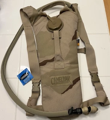 CamelBak ThermoBak 2L 70oz Cordura Desert DCU camuflagem hidratação de água e bexiga - Imagem 1 de 4