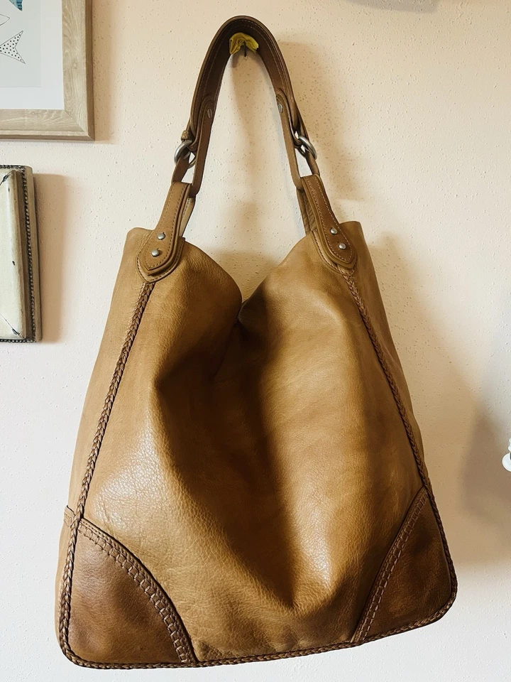 Bolsa de ombro Sigrid Olsen 100% couro verde bolsos internos prata hardware - Imagem 1 de 4