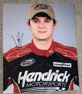 Camion fotografico firmato Landon Cassill 8x10 Daytona Media Day Auto NASCAR COA x - Foto 1 di 2