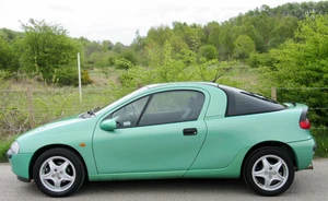 "1997"VAUXHALL TIGRA BERMUDA 1.4 16v~GREEN~4 OWNERS~SERVICE HISTORY~63'000 miles - Picture 1 of 12