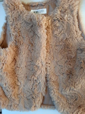 Colete Gillet de Pele Sintética H&M Vintage Look Marrom Meninas TAMANHO 6-8 ANOS Lindo - Imagem 1 de 4