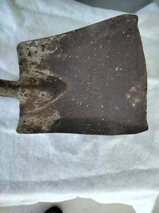 Shovel Sumprema Square Shovel "D" Handle Hand Carved ?? Vintage - Picture 1 of 19