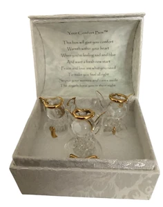 Caja Confort De Colección 3 Ángeles de Vidrio Soplado Borde Dorado 2 pulgadas Alto x 1 en Base EE. UU. - Imagen 1 de 8