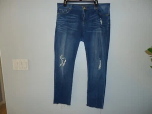 Michael Kors Size 10 Dillon Relaxed Fit Jeans Boyfriend Distressed Wash - Picture 1 of 6