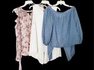 BCBGMAXAZRIA Women's 3 Blouses Bundel Lot Designer Pre-Owned Lge Casual EUC - Picture 1 of 12