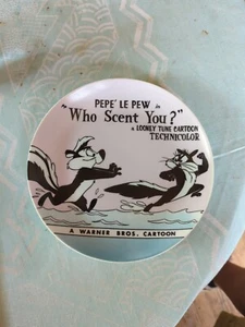 VTG Warner Brothers Pepe Le Pew Plate Who Scent You? 9" EXC - Picture 1 of 6