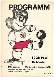 FDGB-Pokal Halbfinale 81/82 BFC Dynamo - FC Vorwärts Frankfurt, 27.03.1982 - Bild 1 von 1