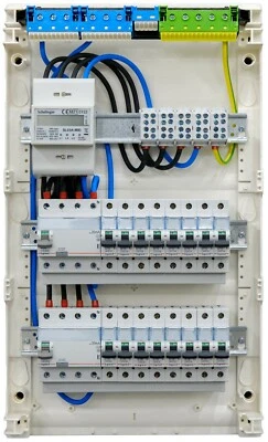 Mit Zähler bestückter Unterverteilung Hager Sicherungskasten, Verdrahtet - Bild 1 von 4