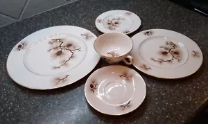 LENOX "PINE" 5 PIECE PLACE SETTING DINNER SALAD BREAD PLATES TEACUP SAUCER 🍽️ - Picture 1 of 4