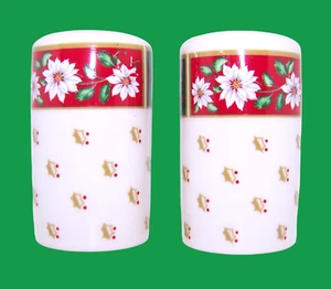 Charlton Hall by Kobe Christmas Salt & Pepper Shakers 2 15/16" Japan Holiday Vtg - Picture 1 of 5