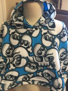Kids Child Small Skull & Bones Print Hoodie Poncho Pocket Blue White Handmade - Picture 1 of 3