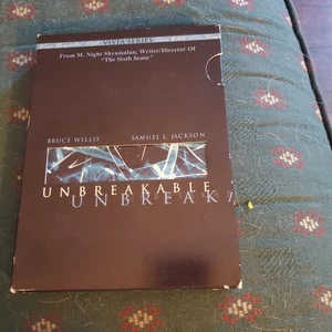 Unbreakable Bruce Willis Samuell J Jackson 2 Dvd Set With Booklet,artwork - Picture 1 of 10