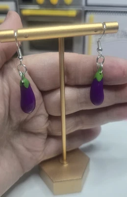 NOVEDAD PENDIENTES MODA HECHOS A MANO - "Mini Marcas" PENDIENTES BERENJENA Foto 1 de 4