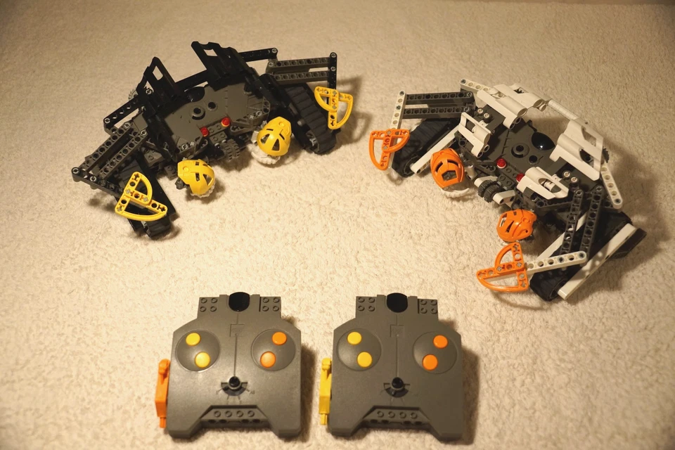 LEGO BIONICLE: Manas (8539) - rare, complete, fully working! - Image 1 of 4