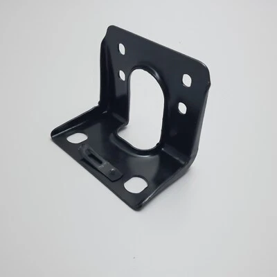 Кронштейн заднего фонаря Suzuki 1977 1978 1979 GS750 GS550E GS400X GS425E 35928-45001 - Изображение 1 из 4