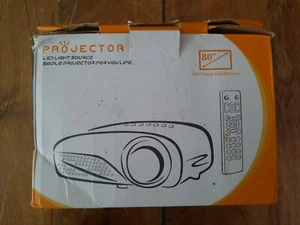 GP8S LED Light Source Portable Mini Projector SIMPLEBEAMER - Picture 1 of 10