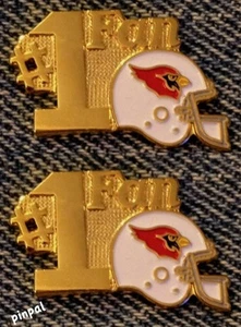 #1 Pin de solapa de fan~Arizona Cardinals~Lote de 2~NFL~Fútbol~De colección de los años 80 - Imagen 1 de 2